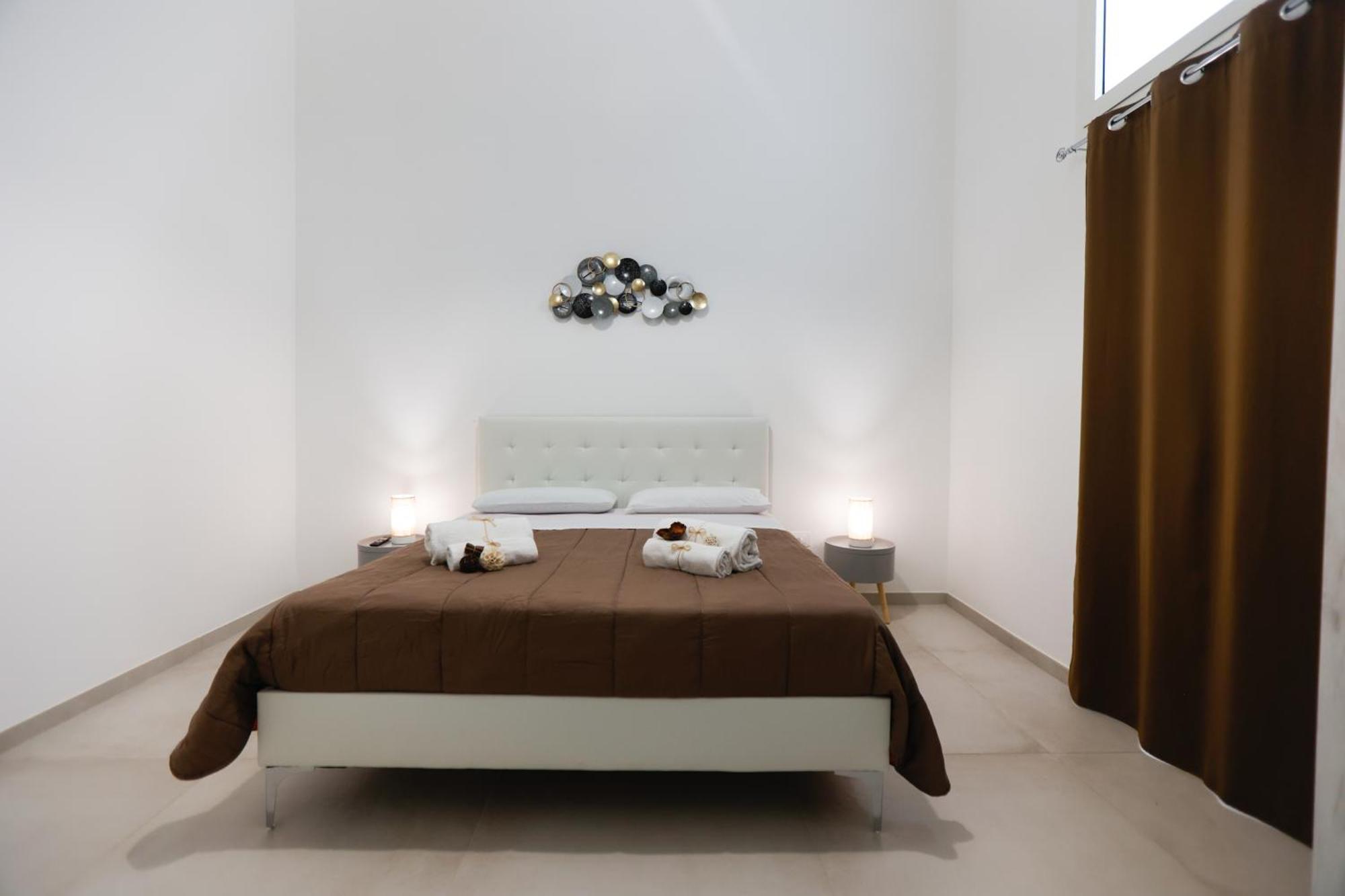 Appartamento Elegante Bilocale Con Giardino Lecce Esterno foto