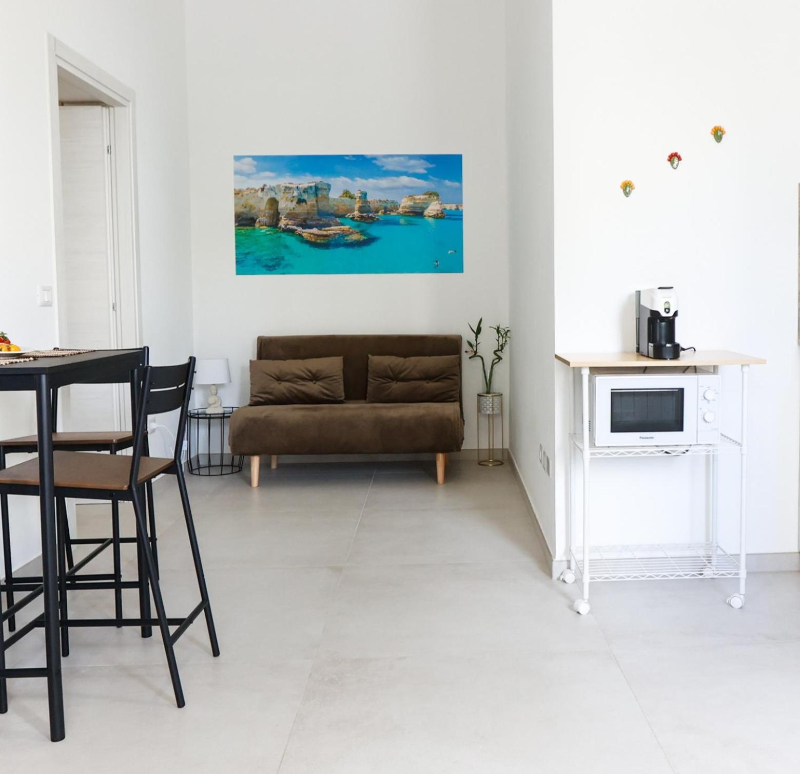 Appartamento Elegante Bilocale Con Giardino Lecce Esterno foto